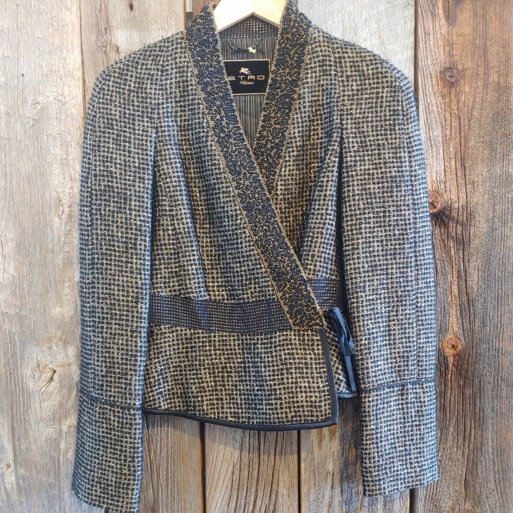 Beaded collar Etro jacket